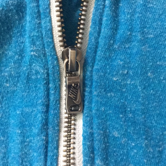 Nike Hooded ZIP Up - Picture 4 of 4